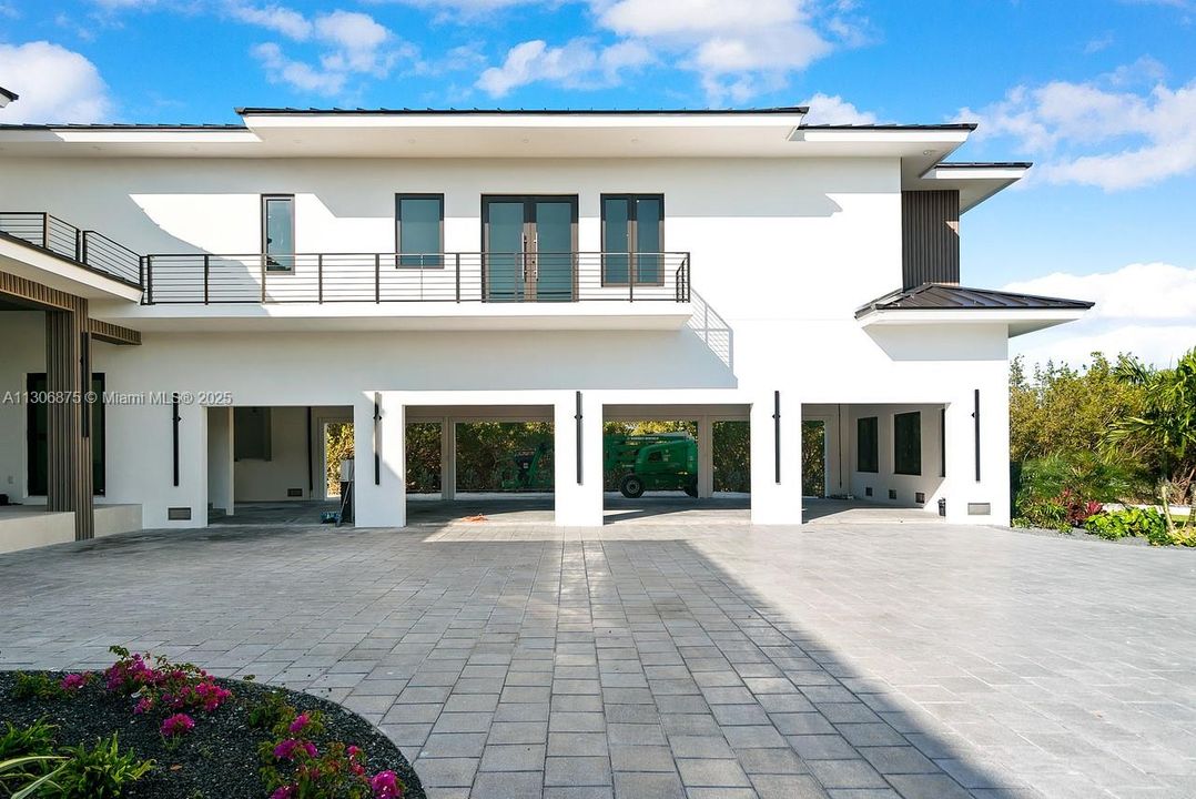 Eight-Car Garage Bays