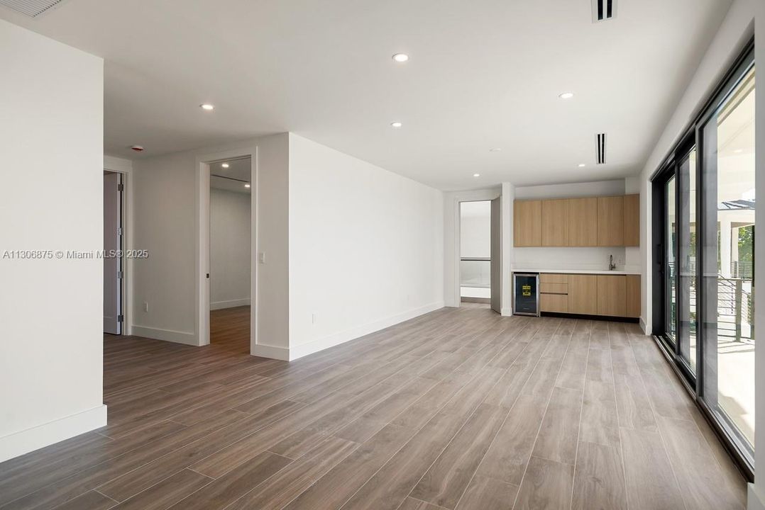 2nd Floor - Bedroom #6