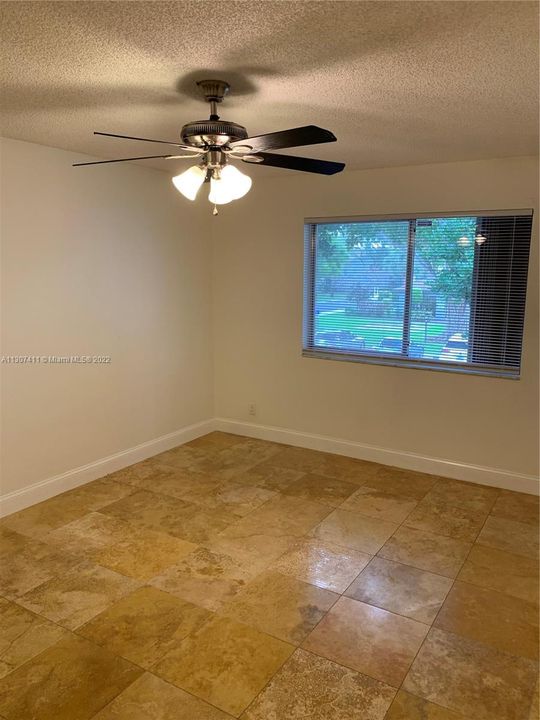 Recently Sold: $260,000 (2 beds, 2 baths, 1000 Square Feet)