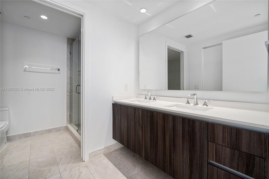Недавно арендовано: $5,500 (2 спален, 3 ванн, 1257 Квадратных фут)