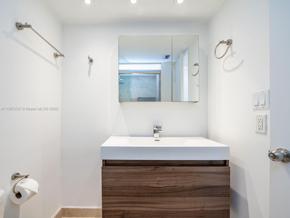 Недавно арендовано: $5,700 (2 спален, 2 ванн, 1190 Квадратных фут)