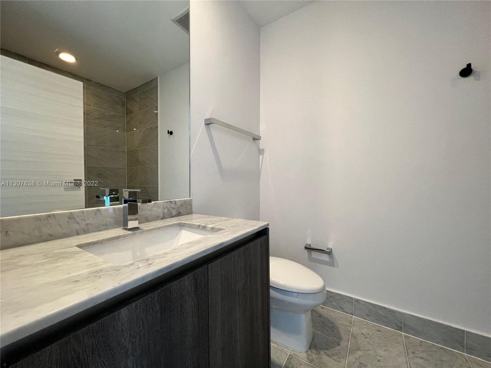 Недавно арендовано: $7,500 (3 спален, 3 ванн, 1444 Квадратных фут)