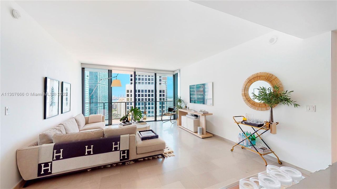 Recently Sold: $1,688,000 (3 beds, 3 baths, 1891 Square Feet)