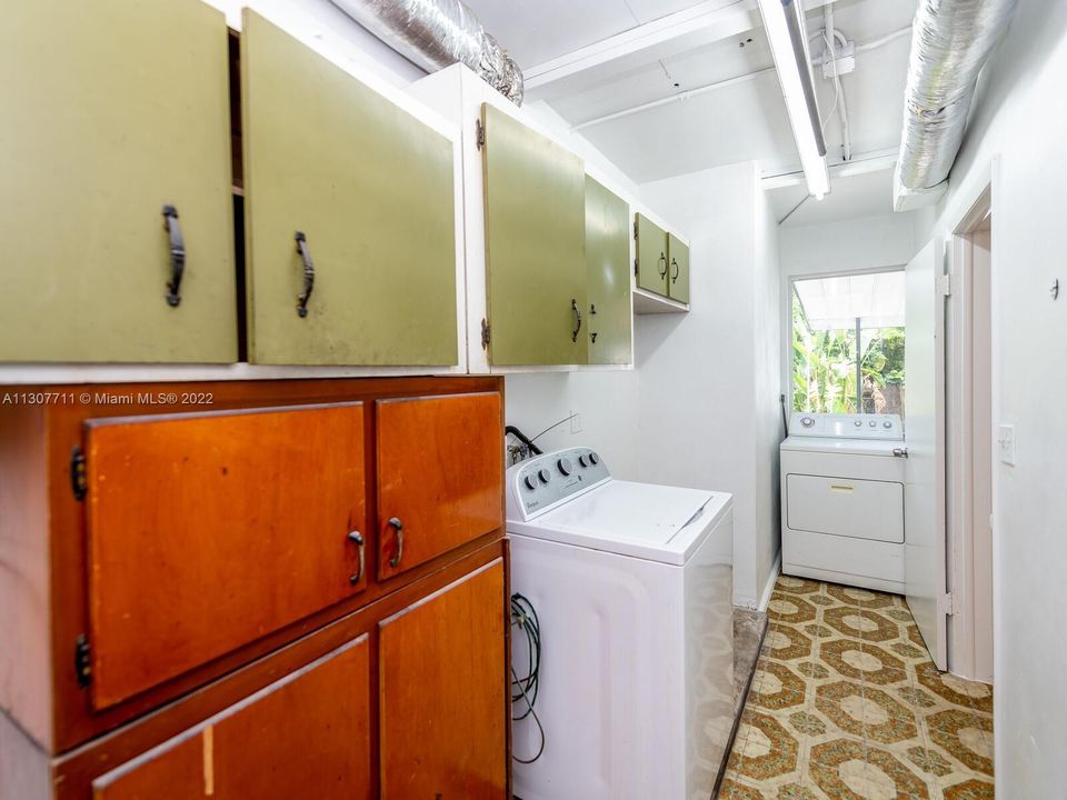 Недавно арендовано: $4,000 (5 спален, 3 ванн, 2294 Квадратных фут)