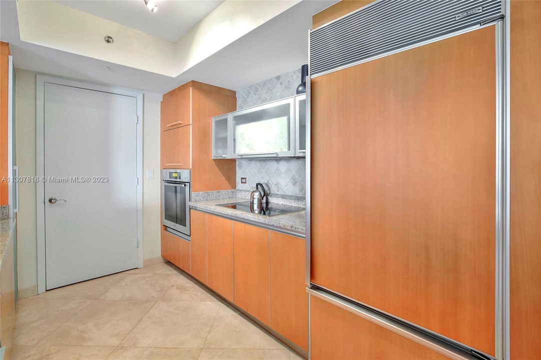 Recently Sold: $1,495,000 (2 beds, 2 baths, 1644 Square Feet)