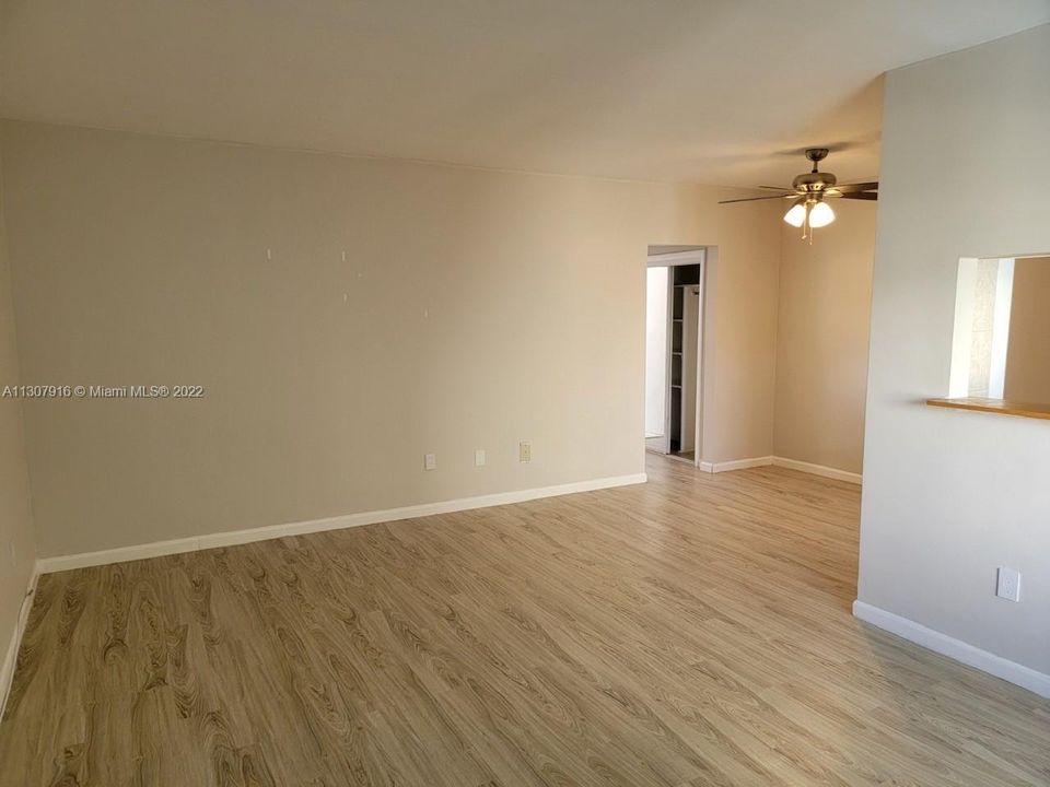 Recently Rented: $2,295 (1 beds, 1 baths, 750 Square Feet)