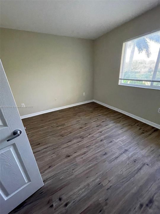 Recently Rented: $1,900 (2 beds, 2 baths, 1227 Square Feet)