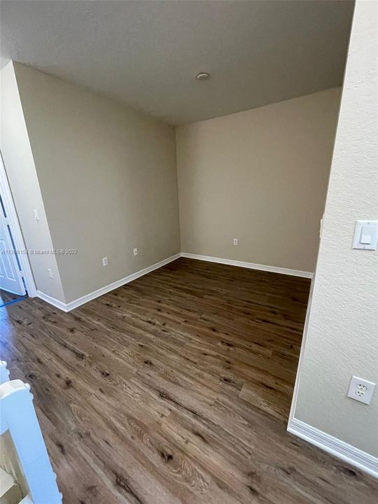 Recently Rented: $1,900 (2 beds, 2 baths, 1227 Square Feet)