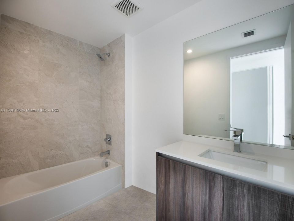 Недавно арендовано: $10,500 (3 спален, 4 ванн, 2018 Квадратных фут)