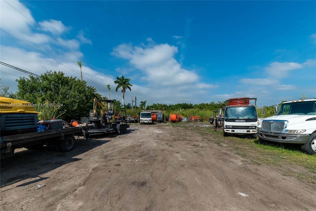 Active With Contract: $1,250,000 (0 beds, 0 baths, 0 Square Feet)