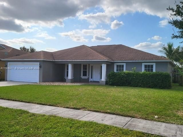 Recientemente alquilado: $2,300 (4 camas, 2 baños, 0 Pies cuadrados)