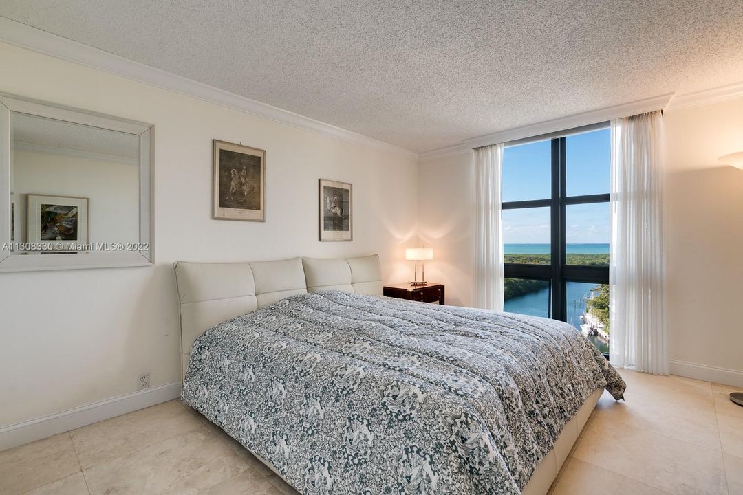 Recently Sold: $1,495,000 (2 beds, 2 baths, 1782 Square Feet)