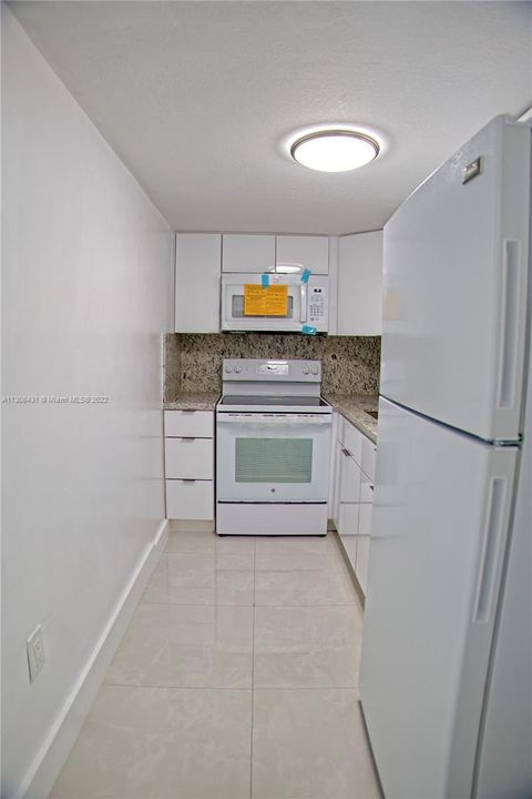 Recently Rented: $2,250 (2 beds, 2 baths, 793 Square Feet)