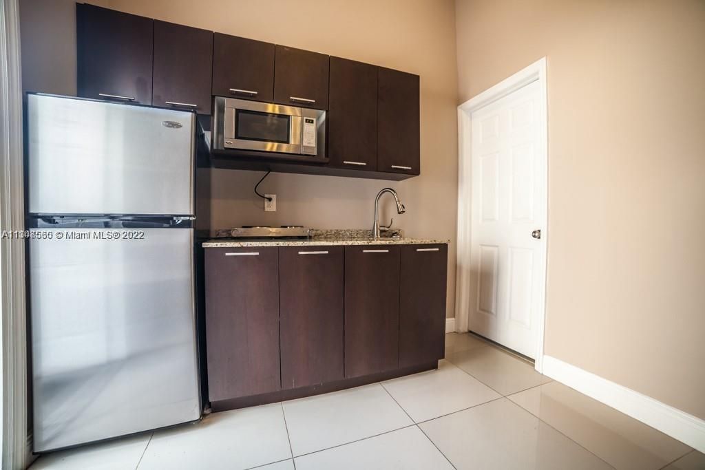 Recently Rented: $1,599 (0 beds, 1 baths, 0 Square Feet)