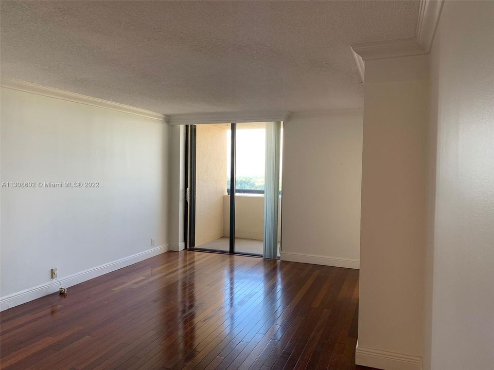 Recently Rented: $2,900 (1 beds, 2 baths, 848 Square Feet)