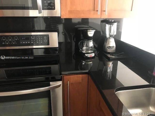 Recently Rented: $2,600 (1 beds, 1 baths, 800 Square Feet)