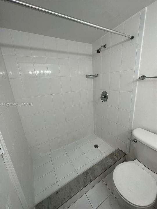 最近租的: $1,800 (1 贝兹, 1 浴室, 546 平方英尺)