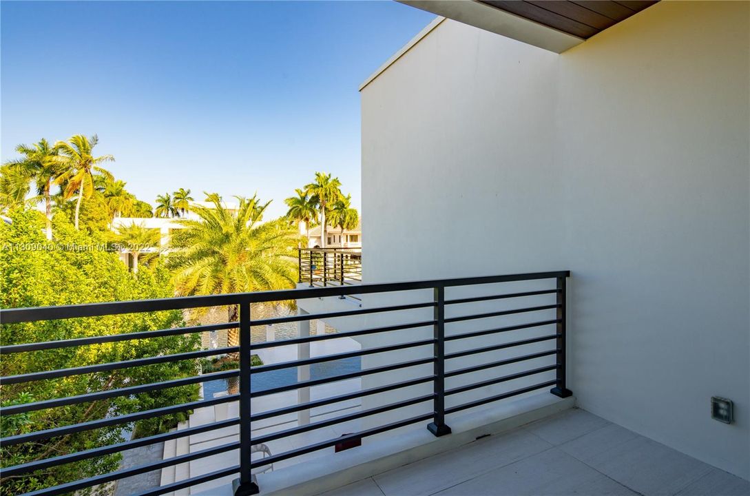 Bedroom 3 balcony