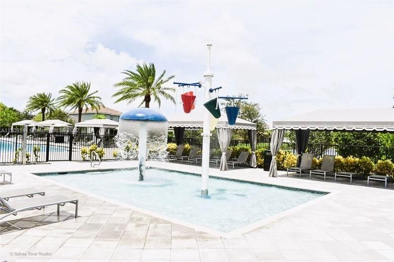 Recently Sold: $1,498,000 (6 beds, 5 baths, 3592 Square Feet)