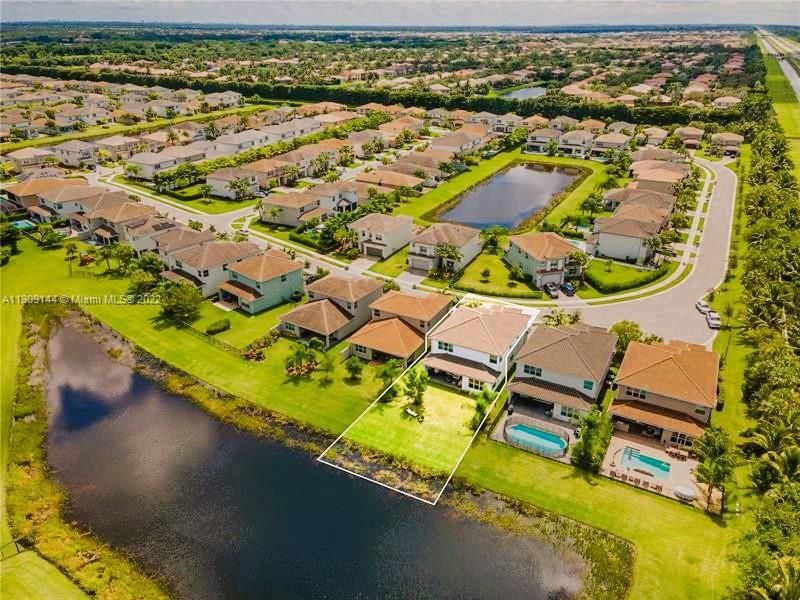 Recently Sold: $1,498,000 (6 beds, 5 baths, 3592 Square Feet)