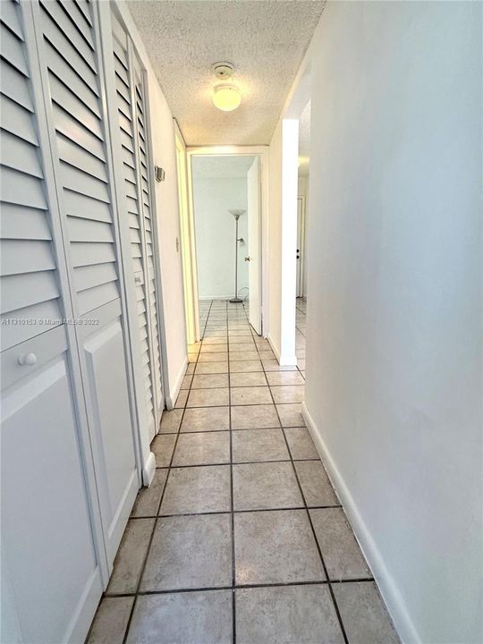Recently Sold: $200,000 (2 beds, 2 baths, 1070 Square Feet)