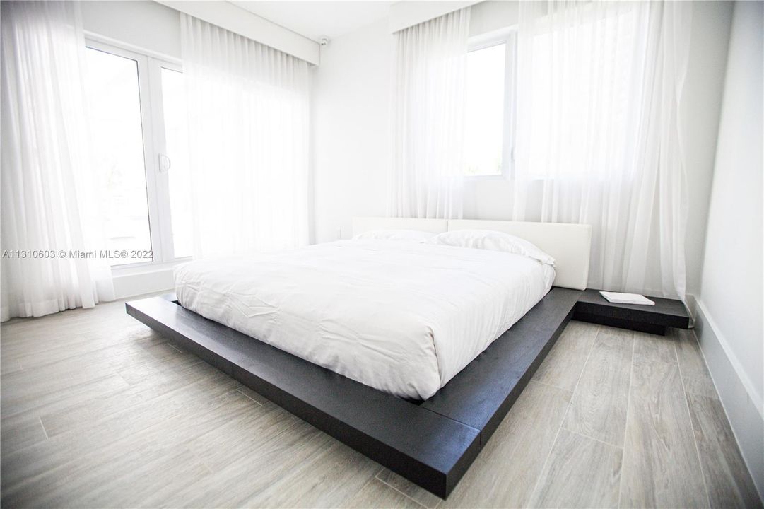 Недавно арендовано: $18,000 (7 спален, 7 ванн, 3156 Квадратных фут)