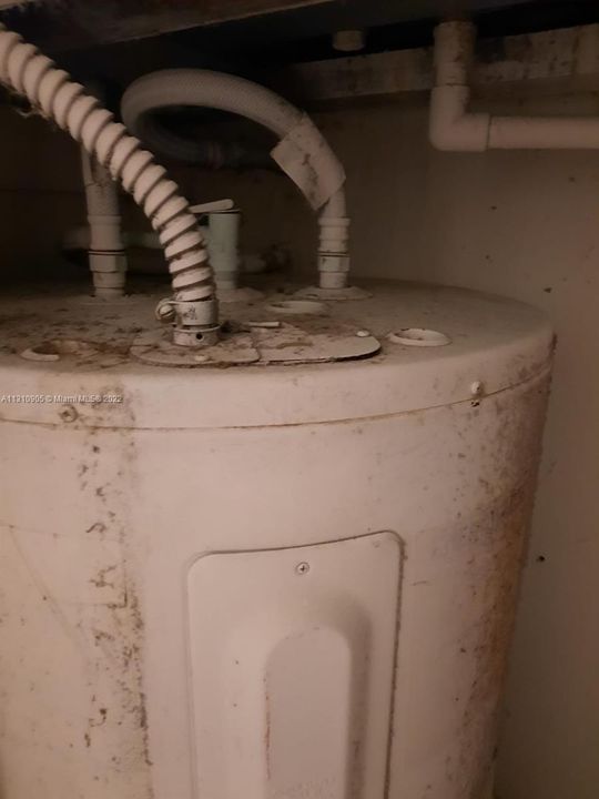 最近售出: $107,000 (2 贝兹, 1 浴室, 810 平方英尺)