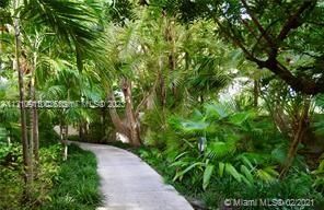 Recently Sold: $525,000 (1 beds, 1 baths, 972 Square Feet)