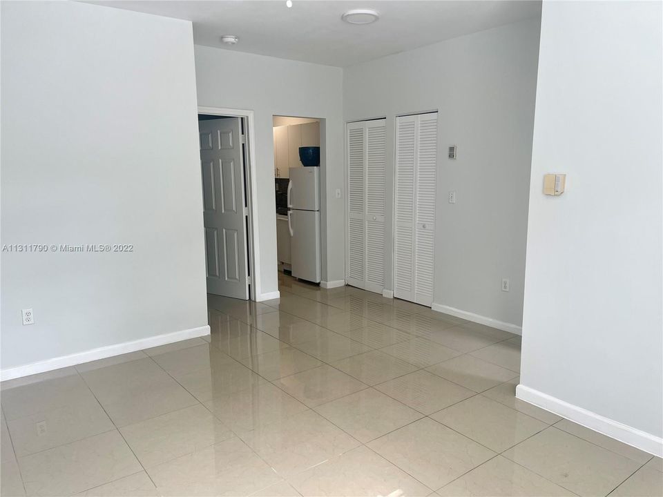 Недавно продано: $199,900 (1 спален, 1 ванн, 500 Квадратных фут)