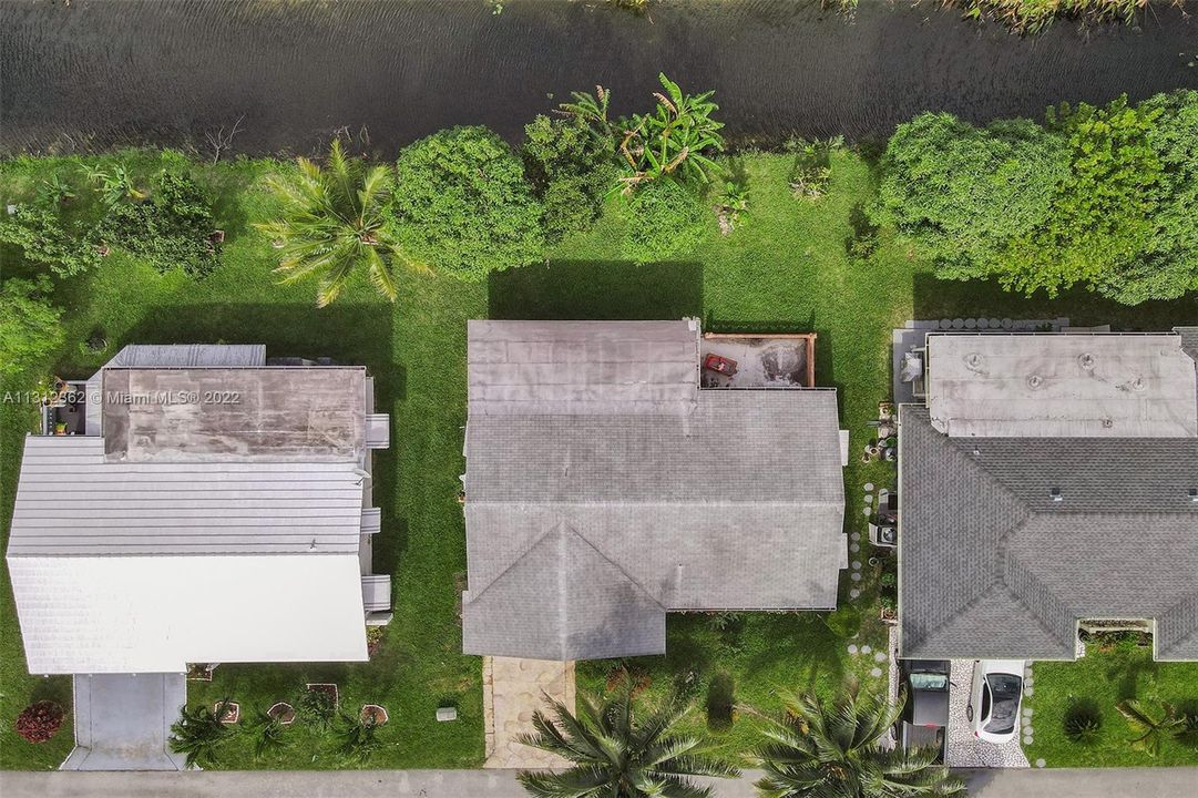 Недавно продано: $250,000 (2 спален, 2 ванн, 1068 Квадратных фут)