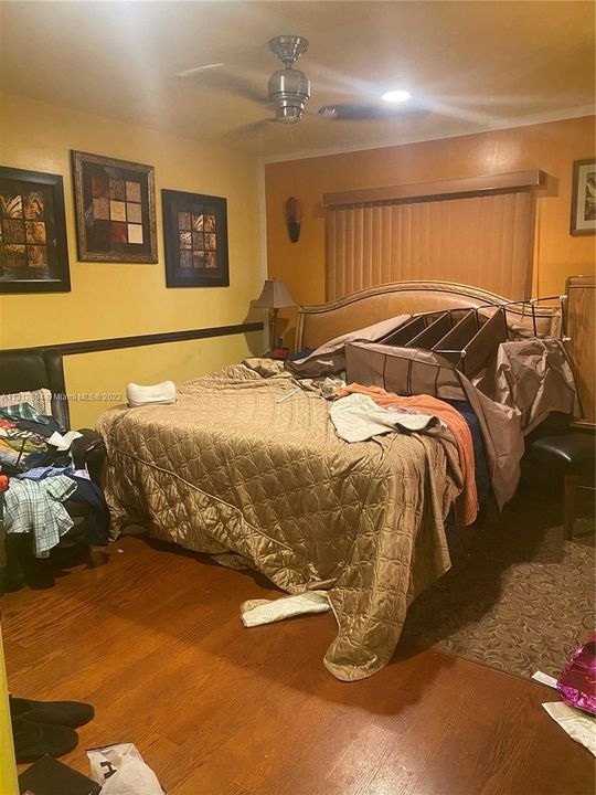 Vendido Recientemente: $289,000 (3 camas, 2 baños, 999 Pies cuadrados)