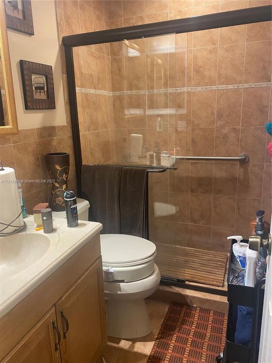 Vendido Recientemente: $289,000 (3 camas, 2 baños, 999 Pies cuadrados)