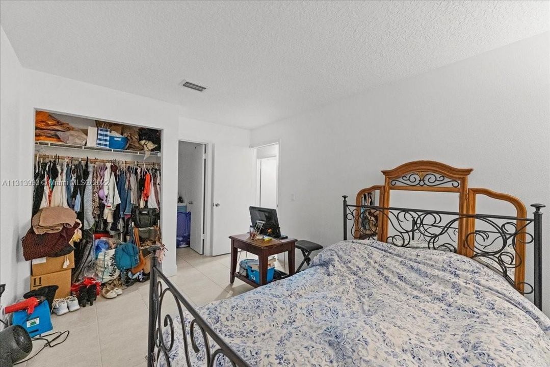 Recently Sold: $130,000 (2 beds, 2 baths, 1200 Square Feet)