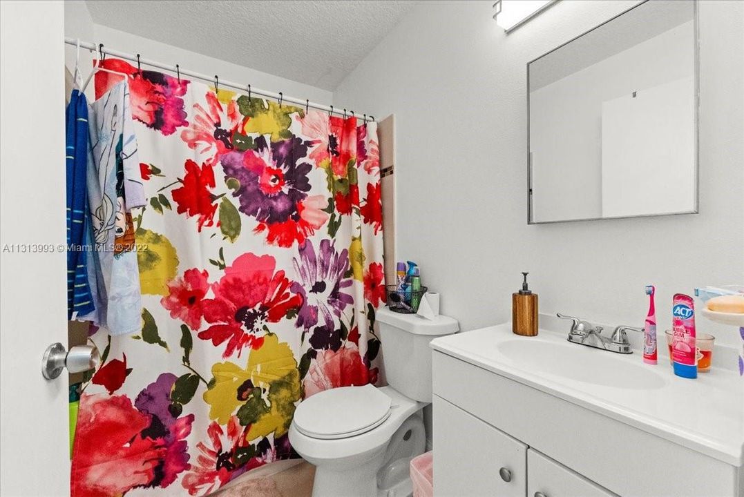 Recently Sold: $130,000 (2 beds, 2 baths, 1200 Square Feet)