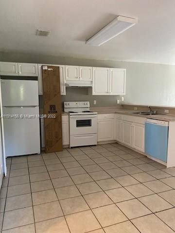 Recently Rented: $1,400 (2 beds, 2 baths, 0 Square Feet)