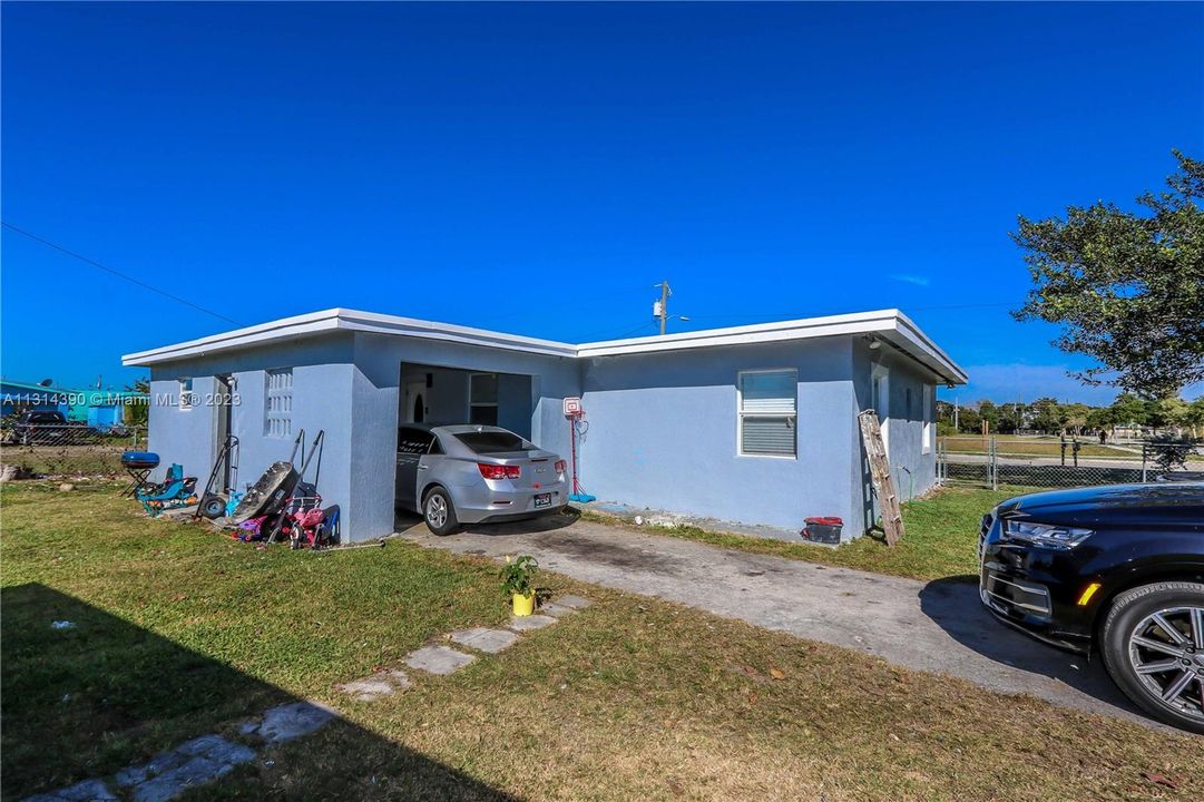 Недавно продано: $399,999 (0 спален, 0 ванн, 1932 Квадратных фут)