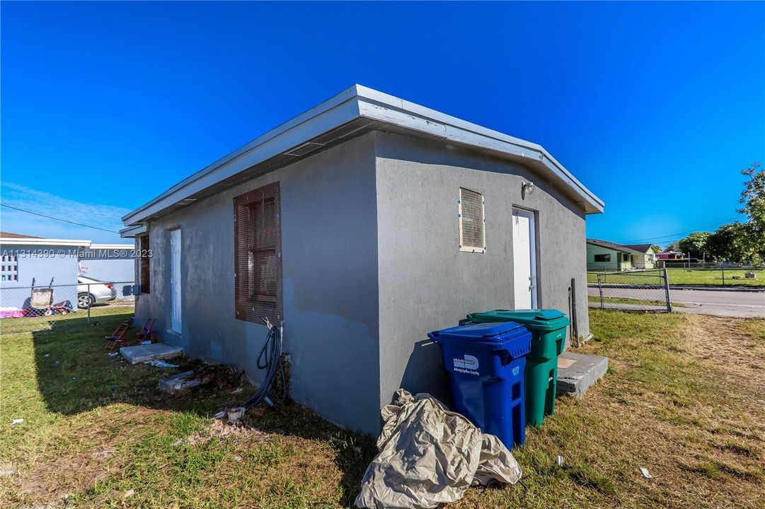 Недавно продано: $399,999 (0 спален, 0 ванн, 1932 Квадратных фут)