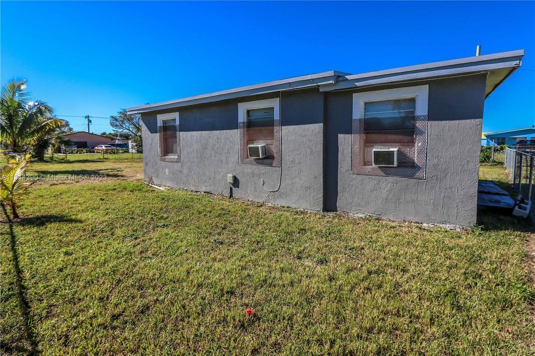 Недавно продано: $399,999 (0 спален, 0 ванн, 1932 Квадратных фут)