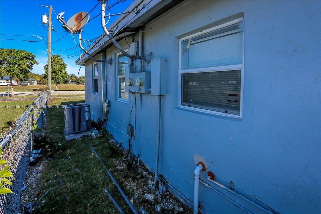 Недавно продано: $399,999 (0 спален, 0 ванн, 1932 Квадратных фут)