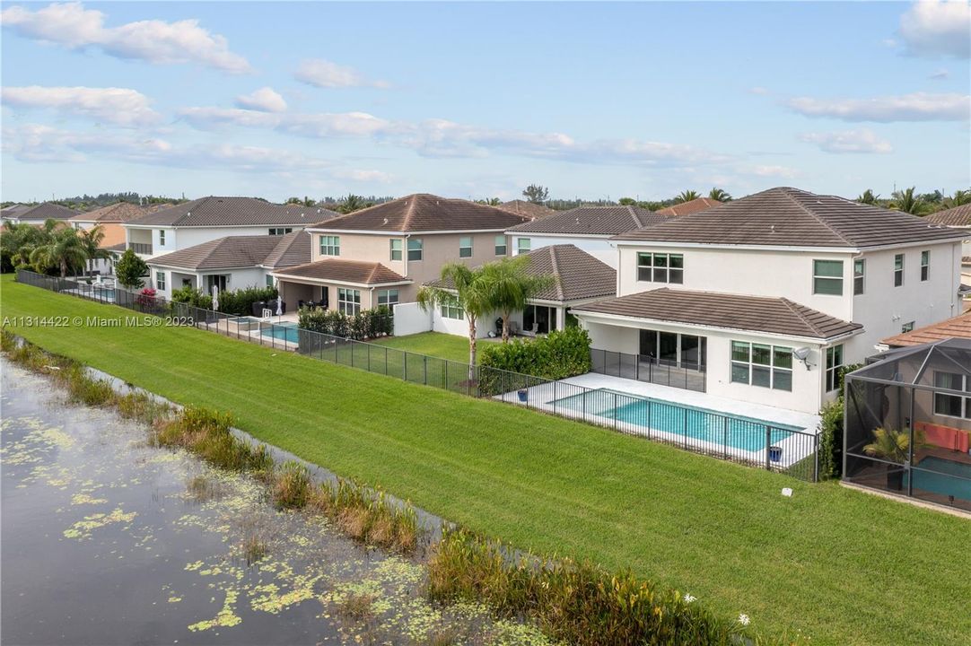 View of house/pool facing south