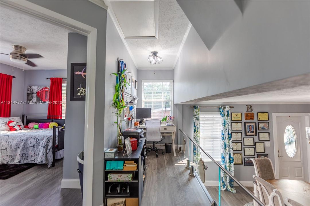 Recently Sold: $680,000 (3 beds, 2 baths, 1200 Square Feet)