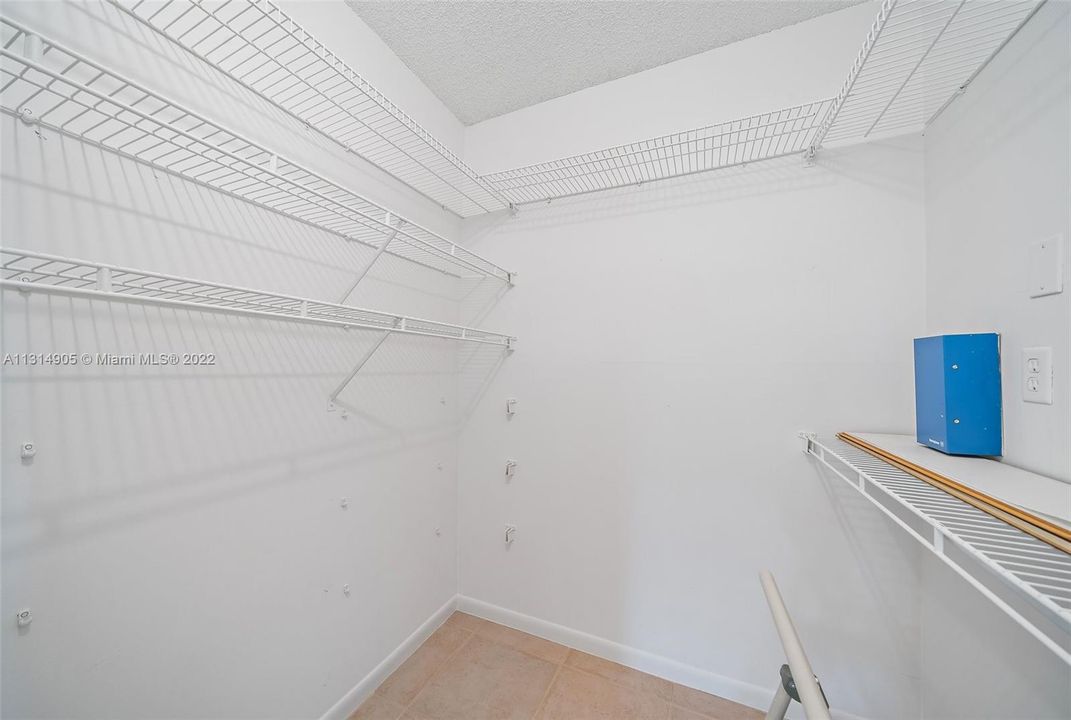 Vendido Recientemente: $154,000 (1 camas, 1 baños, 980 Pies cuadrados)