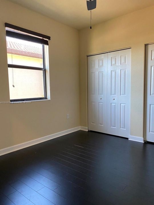 Recently Rented: $3,550 (4 beds, 2 baths, 2677 Square Feet)