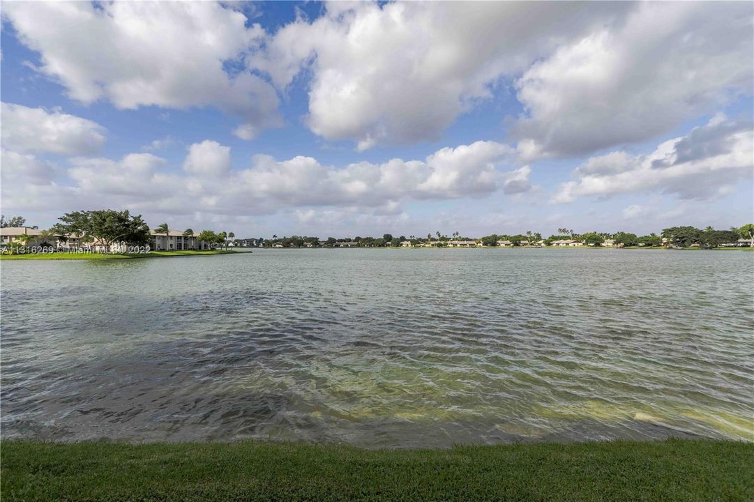 最近售出: $150,000 (2 贝兹, 1 浴室, 630 平方英尺)