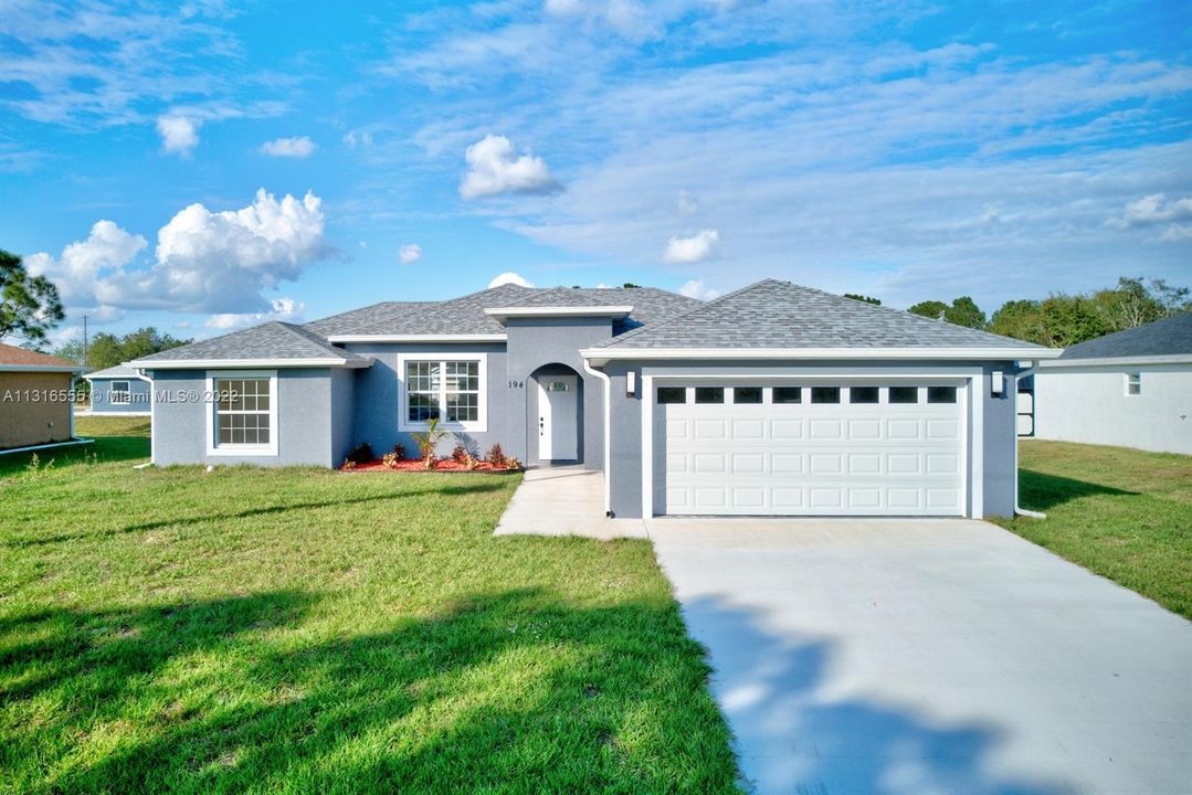 Recently Sold: $310,000 (3 beds, 2 baths, 1521 Square Feet)