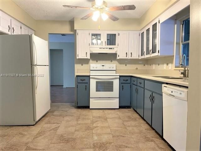 Recently Rented: $1,700 (2 beds, 2 baths, 0 Square Feet)