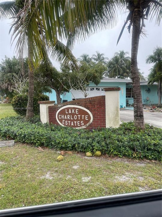 Recently Rented: $2,800 (4 beds, 2 baths, 1668 Square Feet)