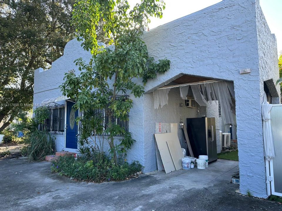 Recently Sold: $740,000 (0 beds, 0 baths, 1895 Square Feet)