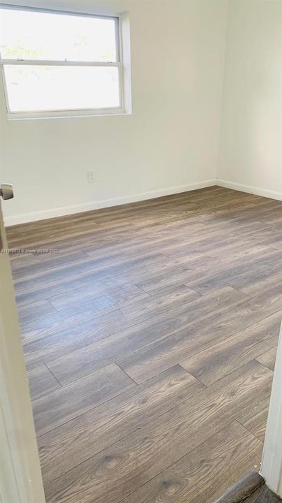 Recently Sold: $369,000 (3 beds, 2 baths, 2058 Square Feet)