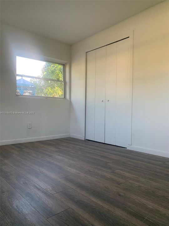 Recently Sold: $369,000 (3 beds, 2 baths, 2058 Square Feet)